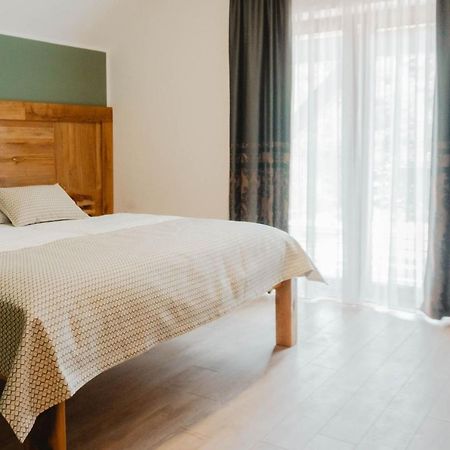 Penzion House Mrzlin Grad Korenica Exteriér fotografie