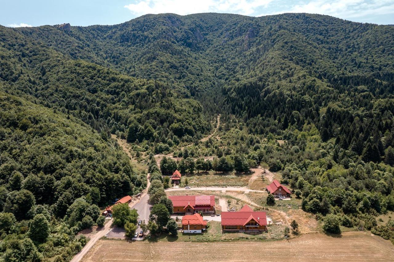 Penzion House Mrzlin Grad Korenica Exteriér fotografie