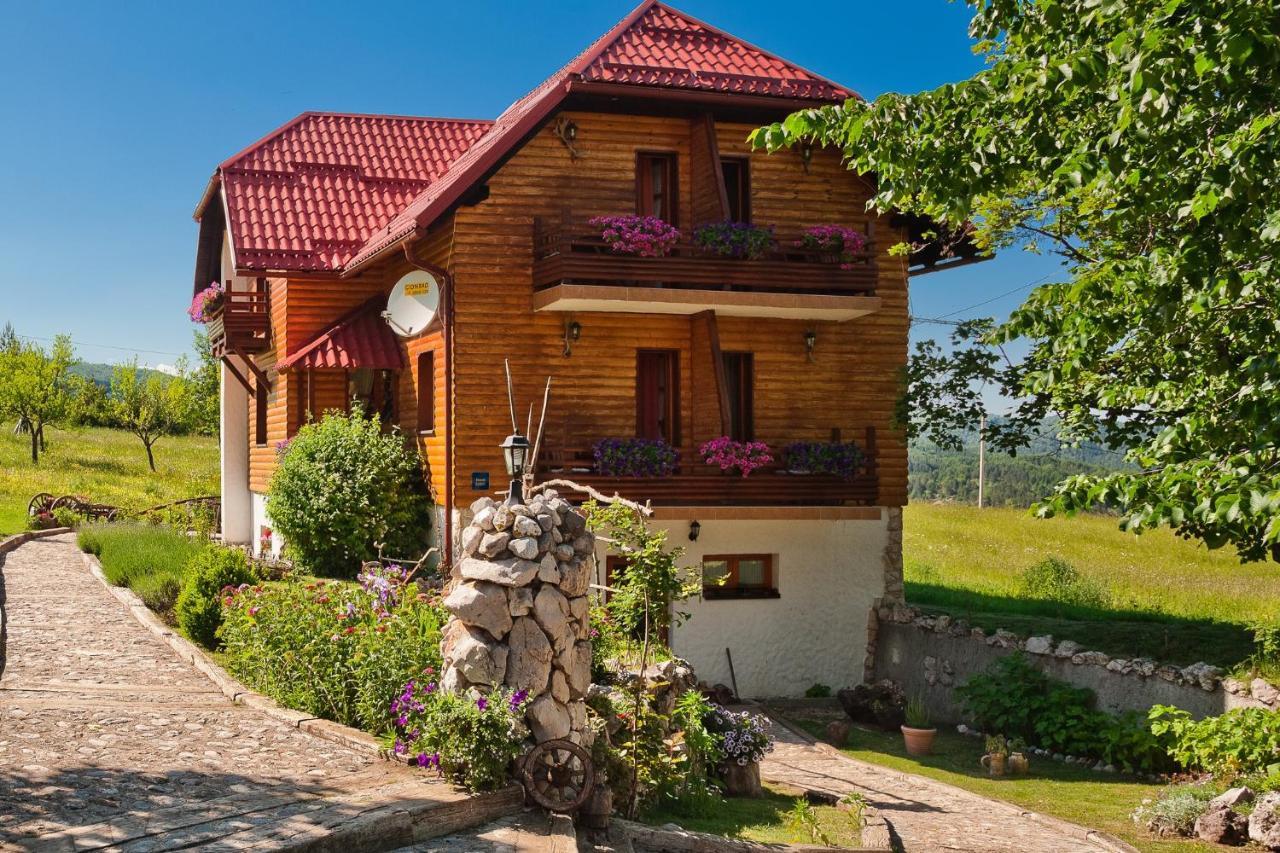 Penzion House Mrzlin Grad Korenica Exteriér fotografie